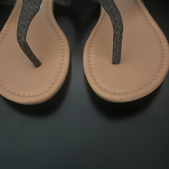 Daisy Fuentes sandals size 10w - Picture 4 of 6